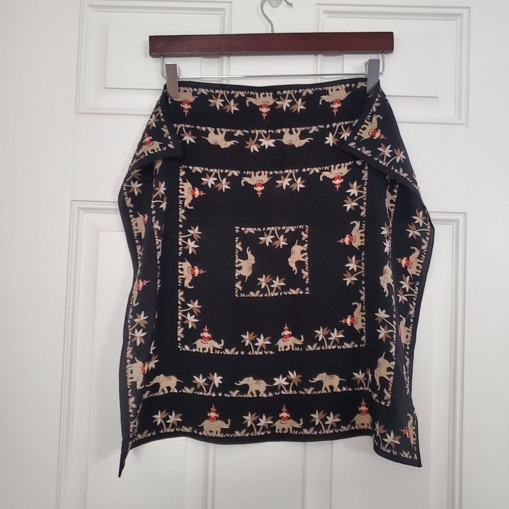Elephant Scarf - Picture 2 of 2